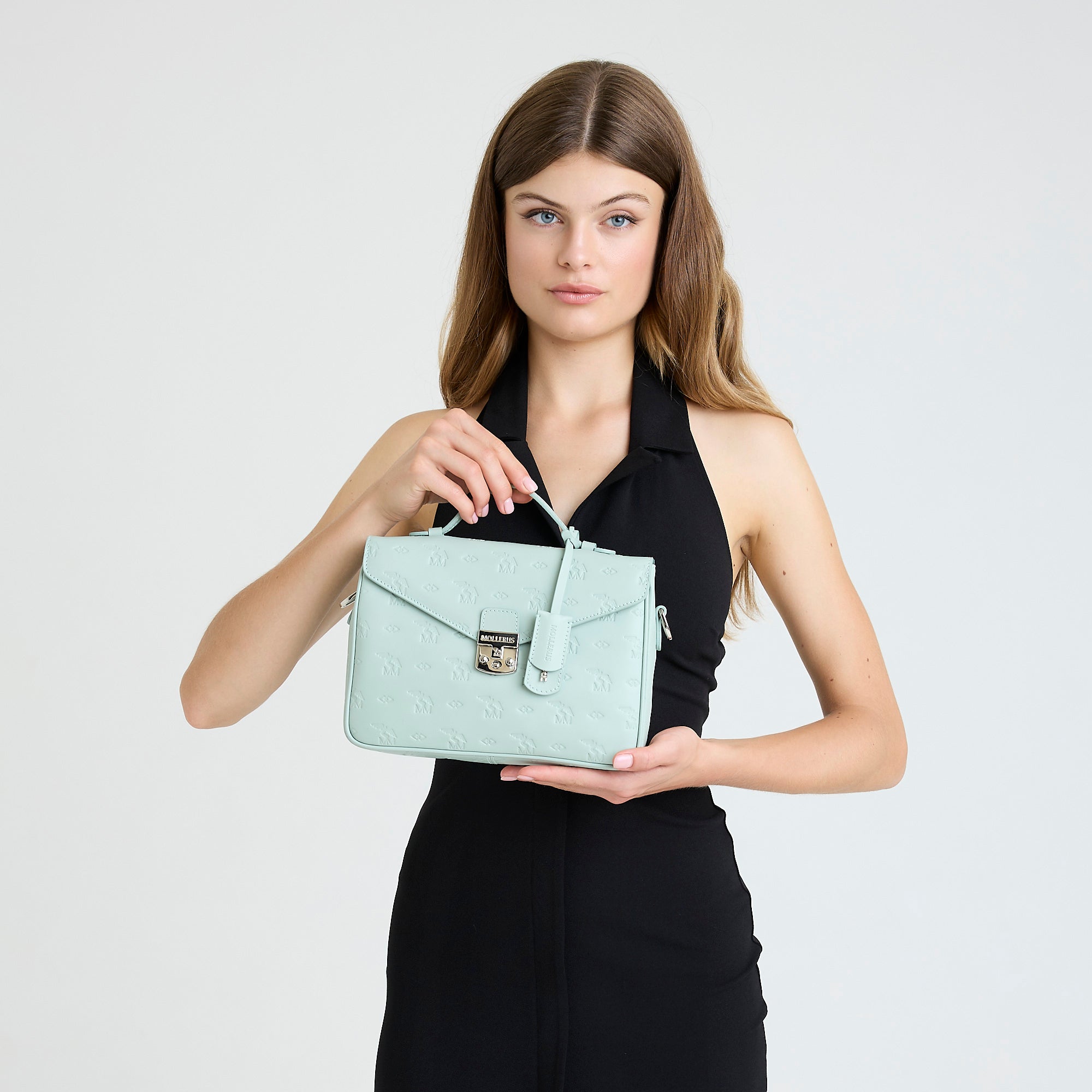MARLY | Umhängetasche stampato aquamarine/silber - ON BODY