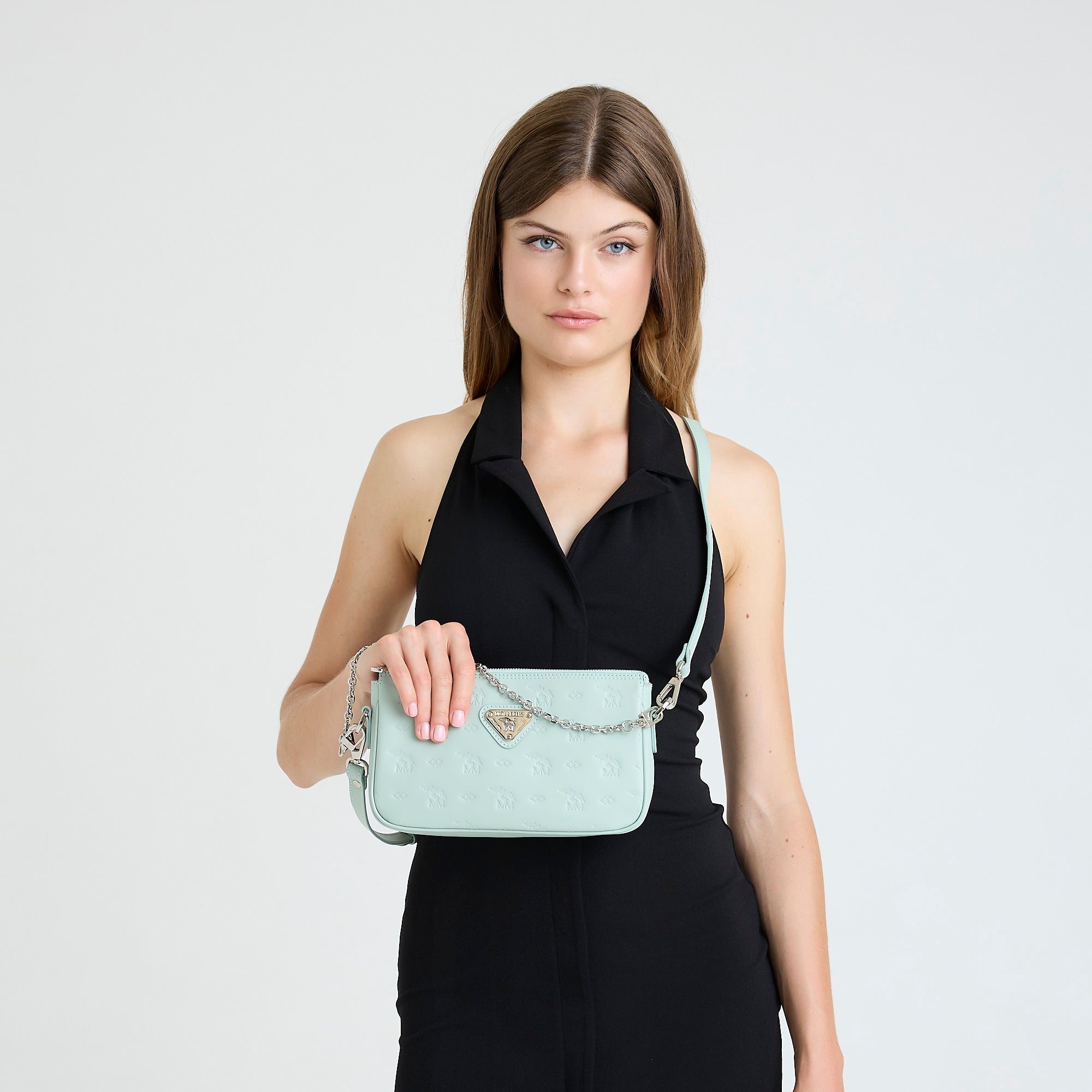 ZELL | Umhängetasche stampato aquamarine/silber - ON BODY