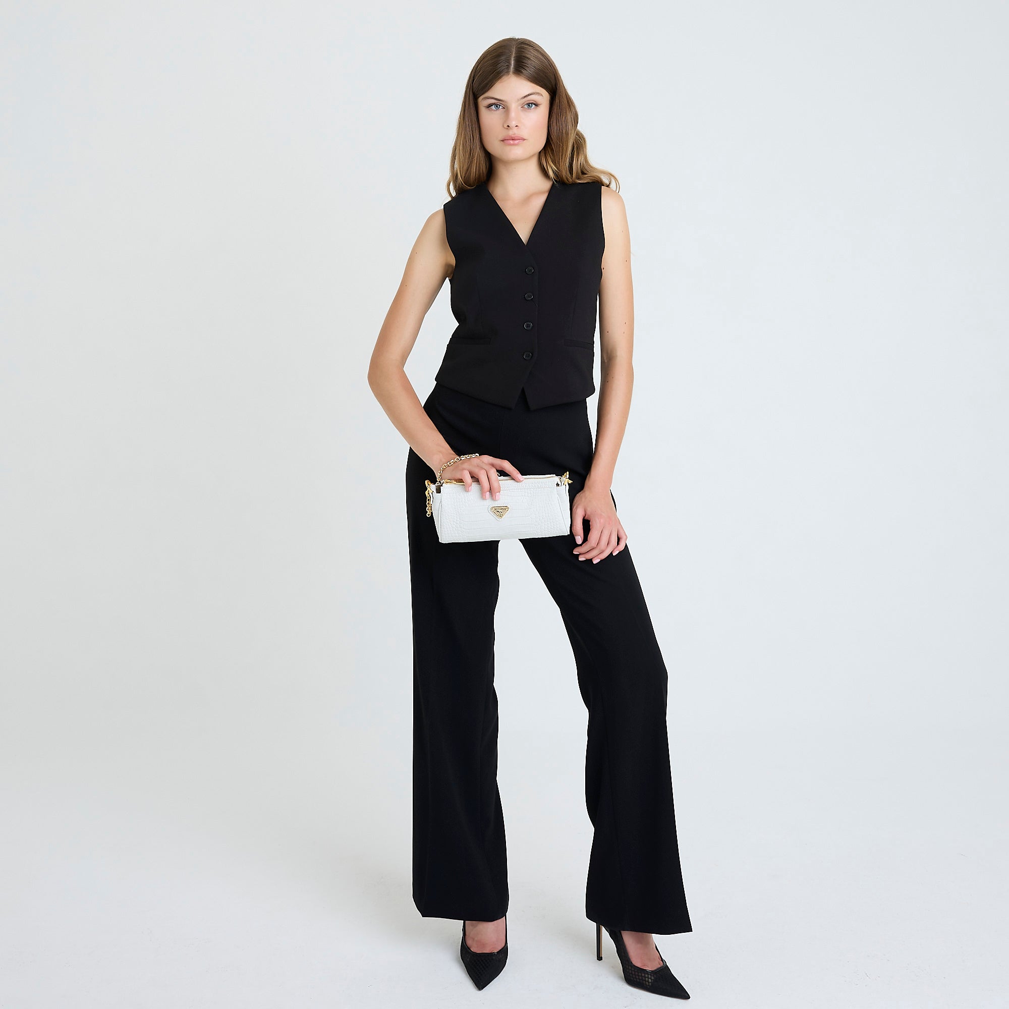 URSY | Umhängetasche croco snow weiss/gold - ON BODY 