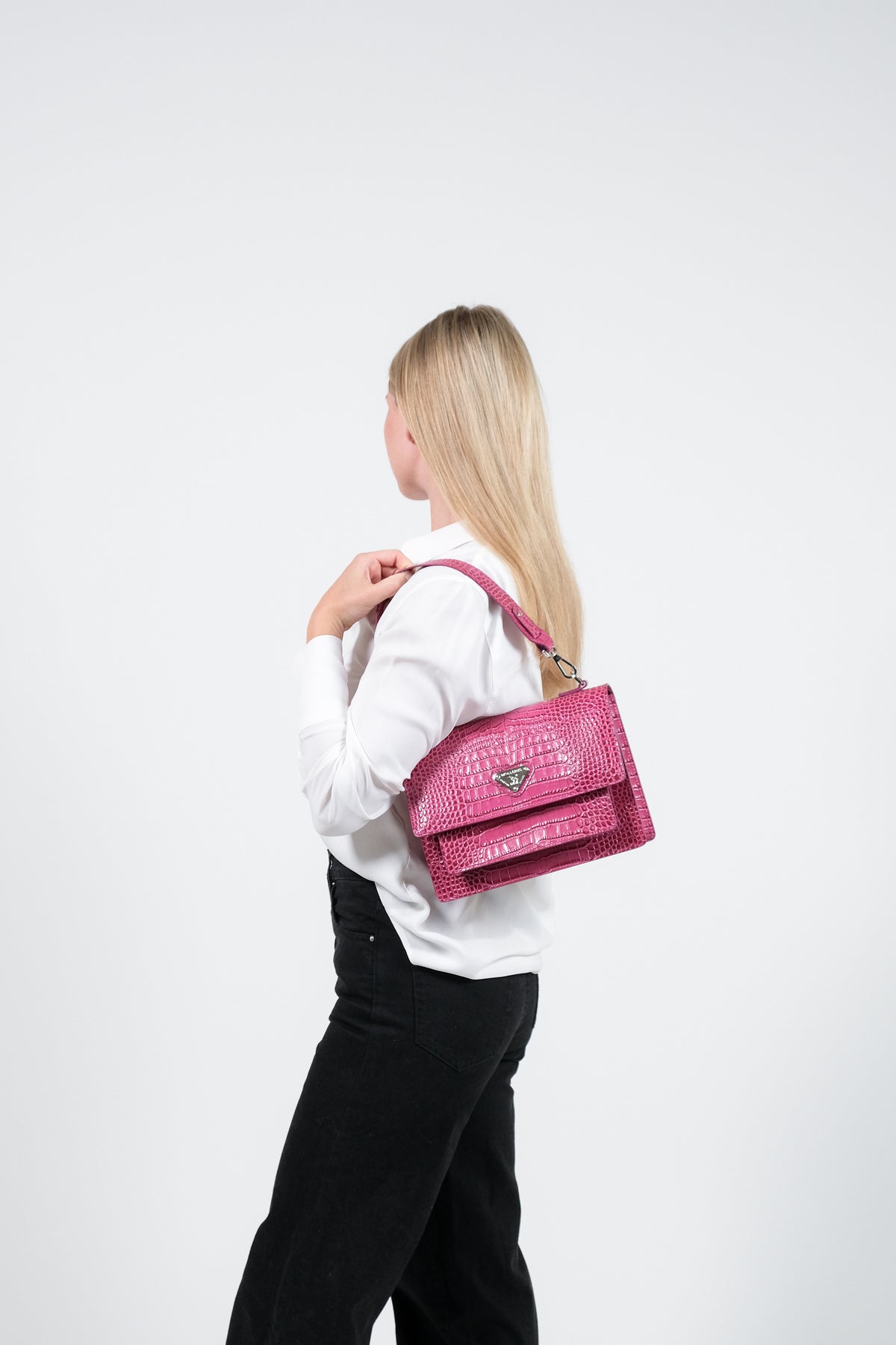 FEY | Schultertasche Croco blush pink/silber - close up