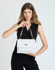 FEY | Schultertasche Croco snow weiss/gold ON BODY