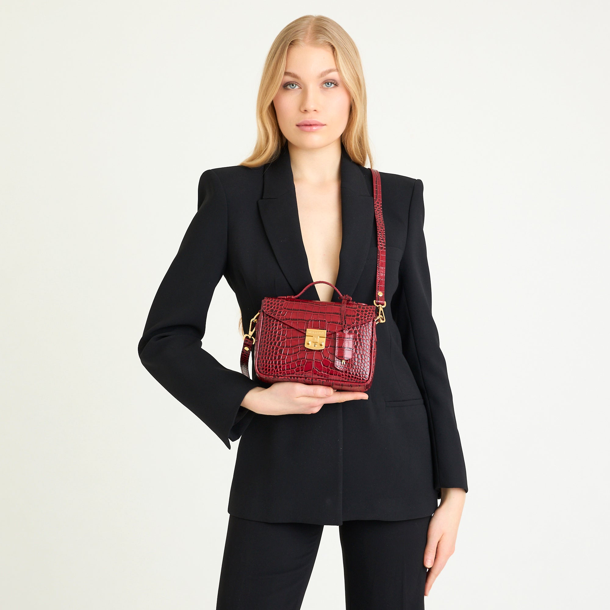 MEYRIN | Umhängetasche croco antique rot/gold - frontal