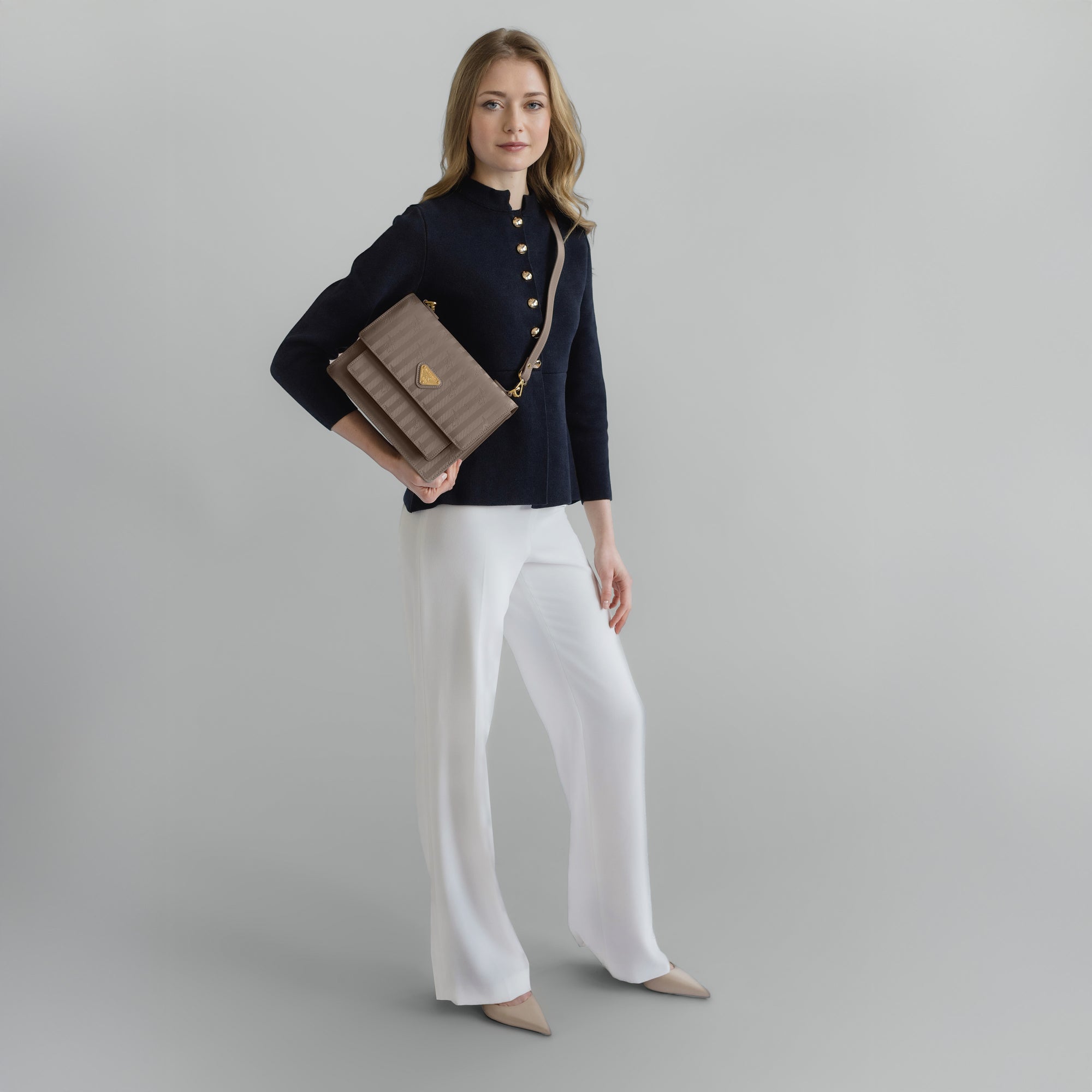 FEY | Umhängetasche taupe grau/gold - full body