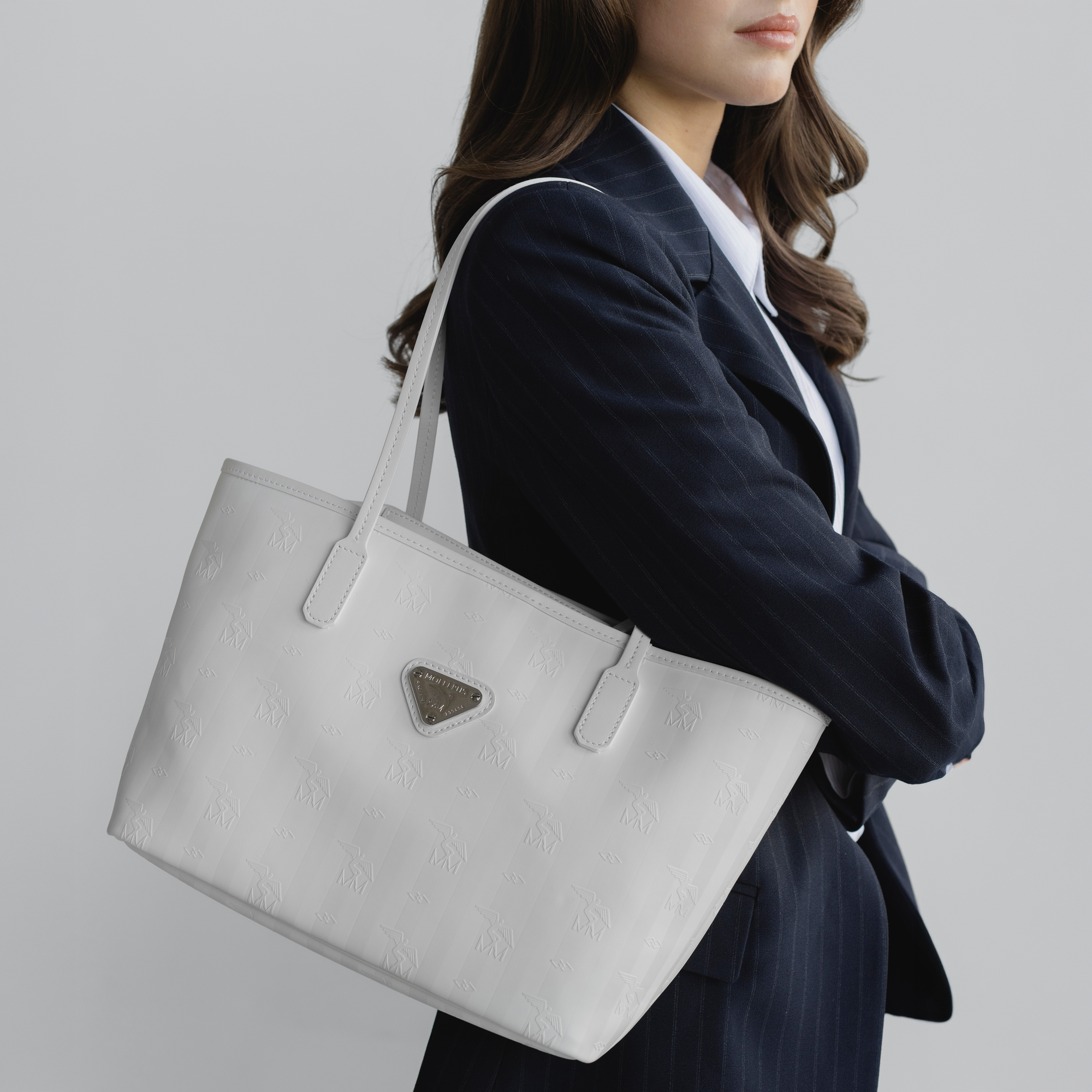 GENF | Shopper snow weiss/silber - close up 