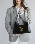 GSTAAD | Schultertasche Wildleder classic schwarz/gold - detail