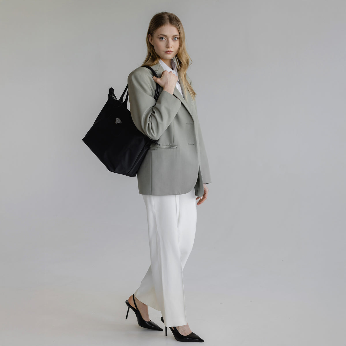 INTERLAKEN | Shopper Nylon classic schwarz/silber - full body