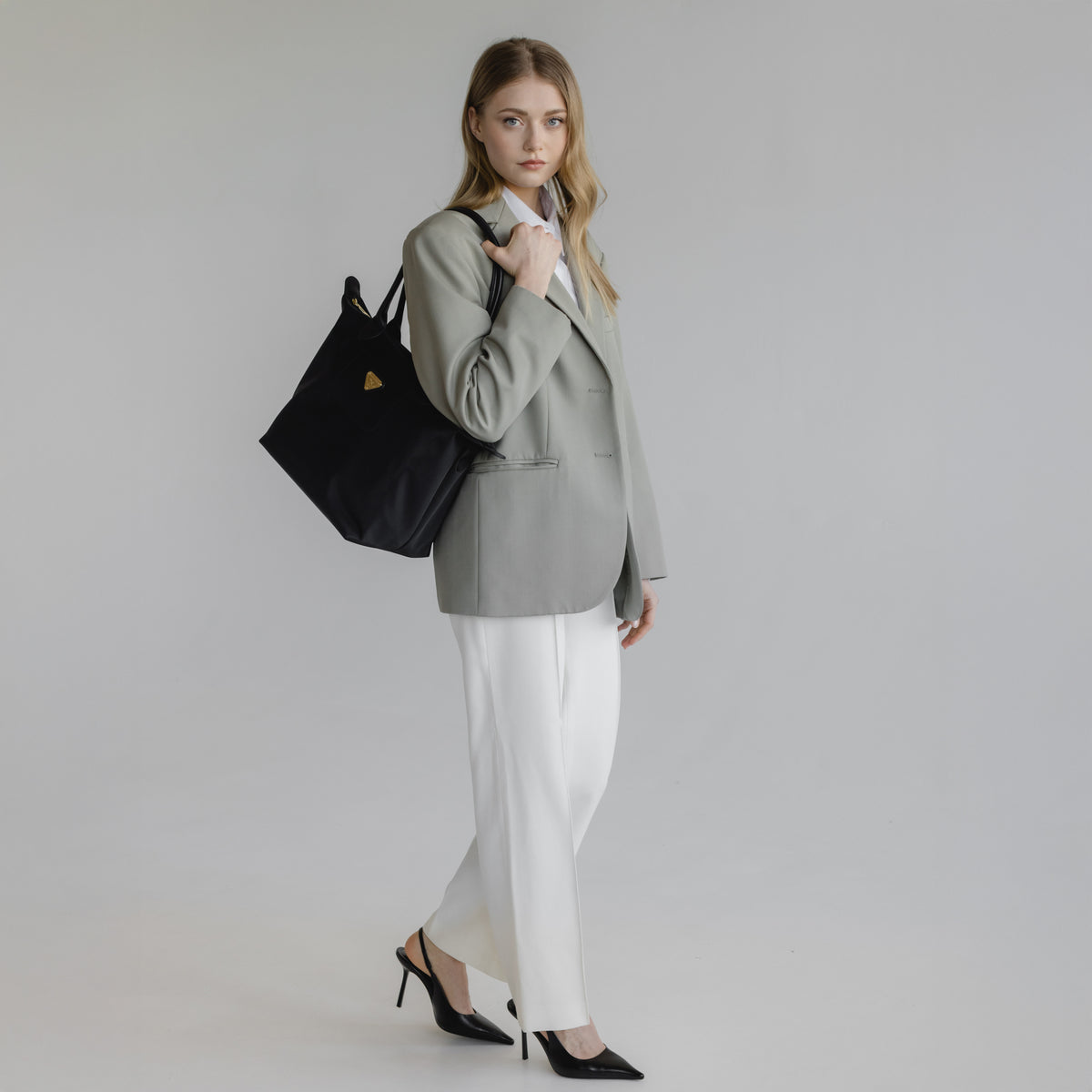 INTERLAKEN | Shopper Nylon classic schwarz/gold - full body
