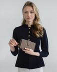 MATTERHORN | Portemonnaie taupe grau/gold  - on body
