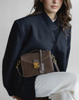 MEYRIN | Umhängetasche Wildleder braun/gold - detail