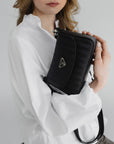 PIZY | Umhängetasche classic schwarz/silber - detail 