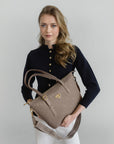 VALLON | Shopper taupe grau/gold - close up