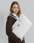 WINTERTHUR | Shopper mit Reissverschluss snow weiss/silber - on body 