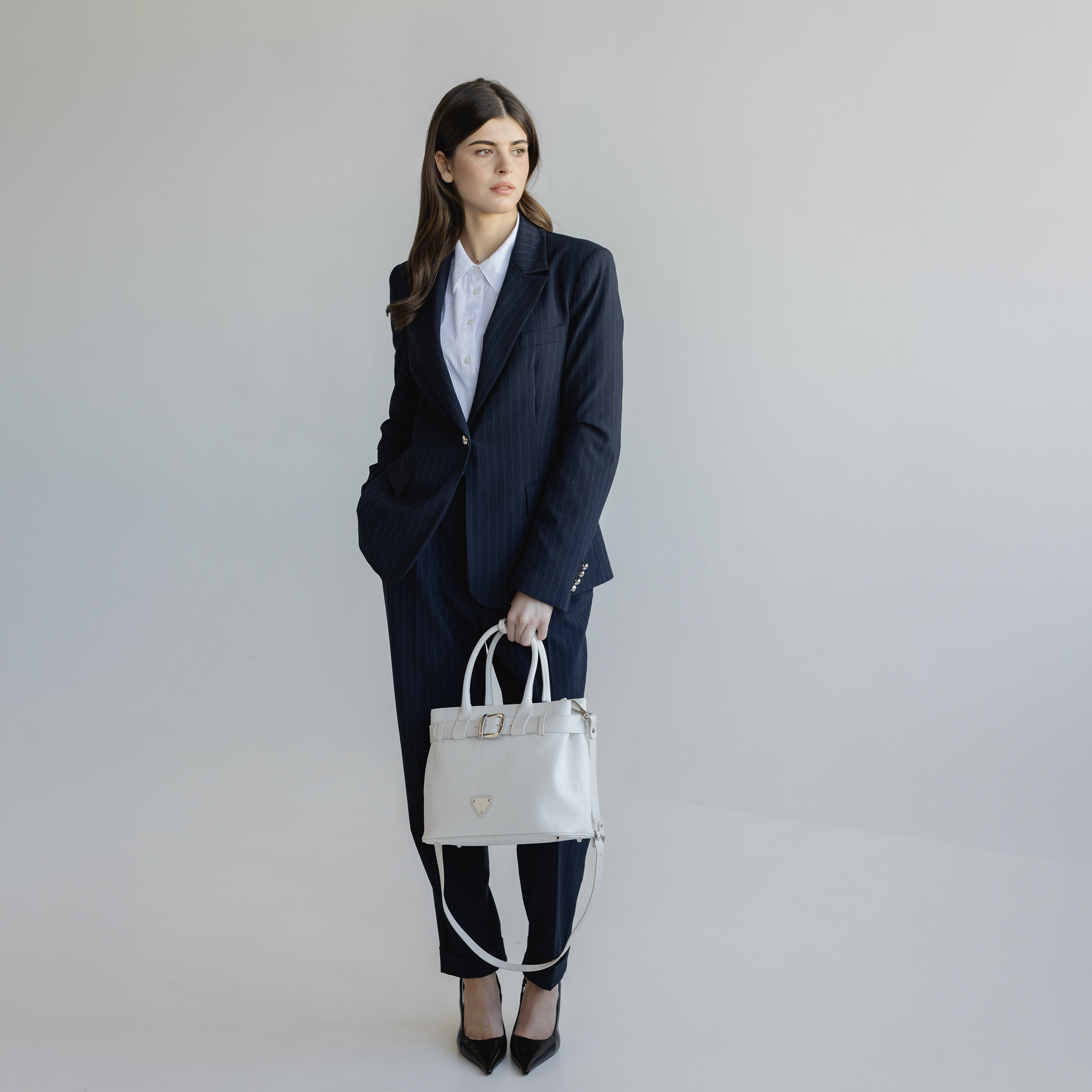 WITTNAU | Handtasche snow weiss/silber - on body