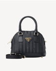 OETWIL | Handtasche classic schwarz/gold - frontal