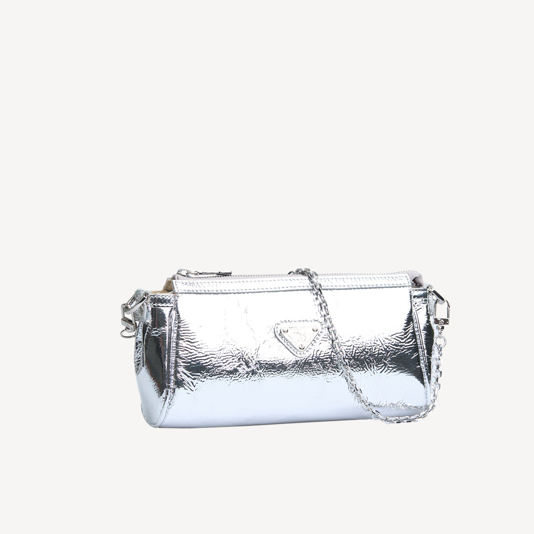 ANDEER | Handtasche Glanzleder silber/silber - seiltich
