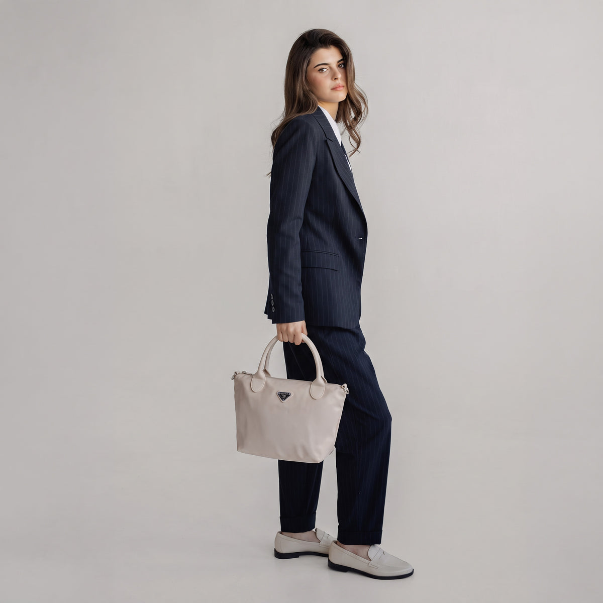 WENGEN | Shopper Nylon pearl weiss/silber - full body 