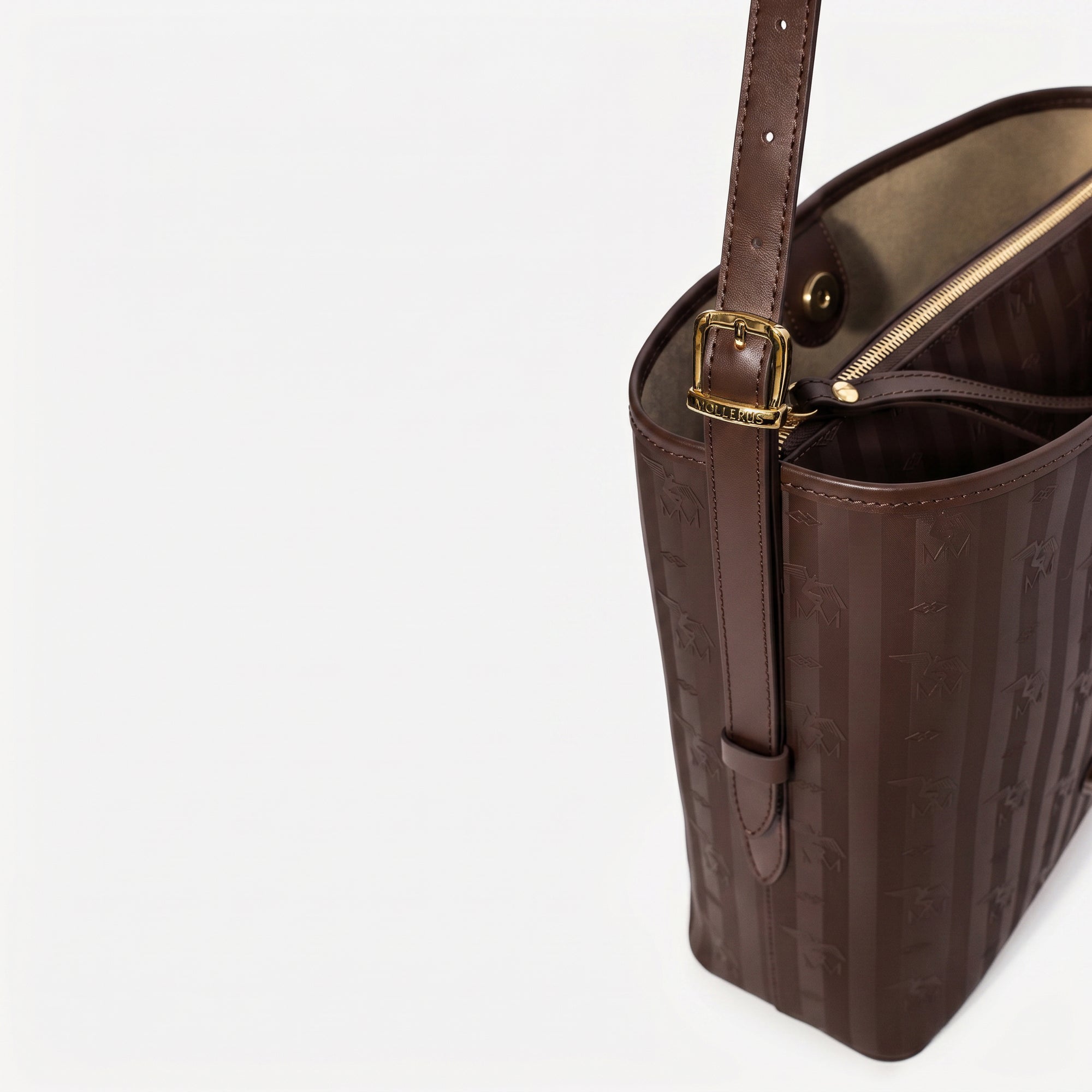 BANNWIL | Beuteltasche terra braun/gold- detail