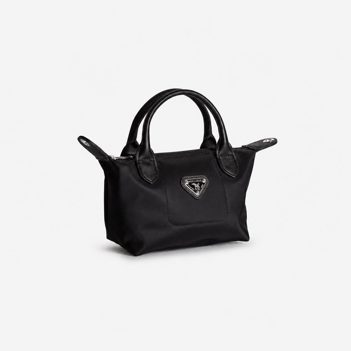 VALS | Umhängetasche Nylon classic schwarz/silber - leicht seitlich