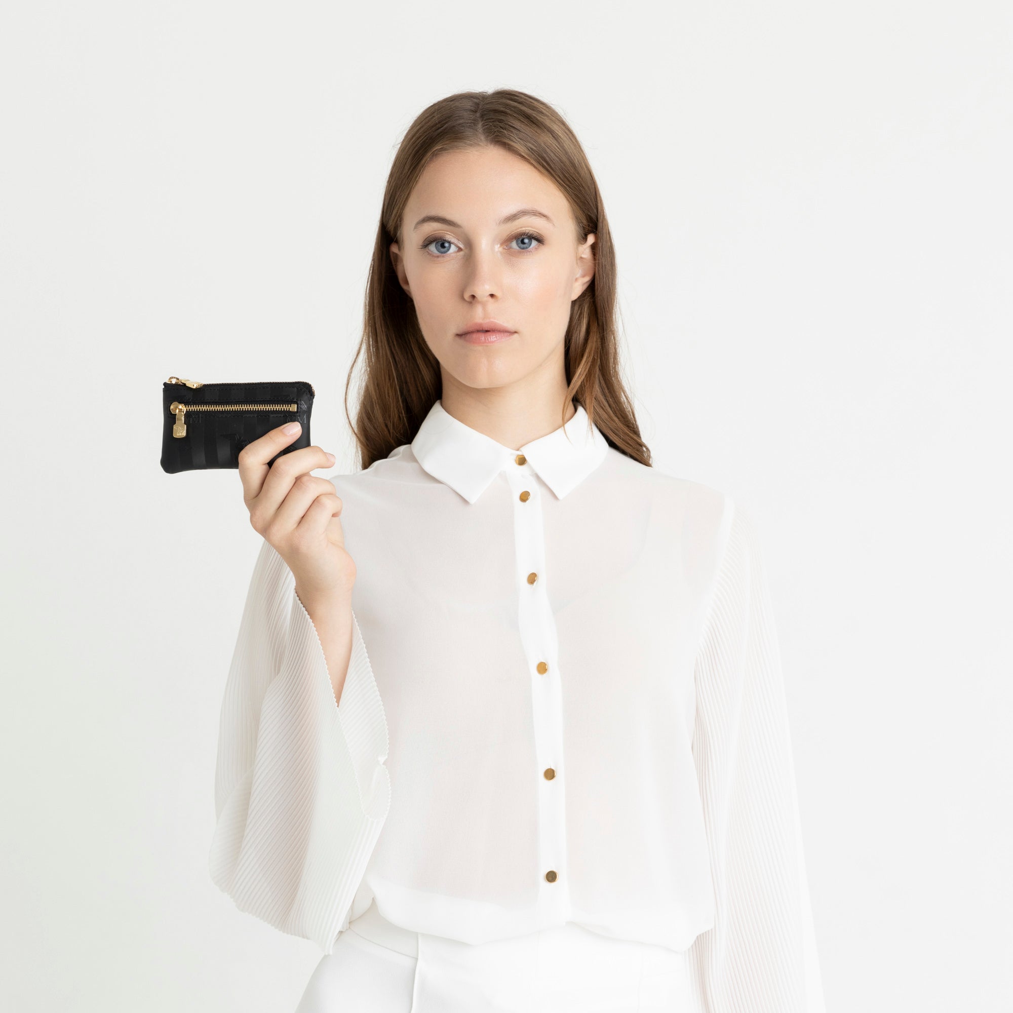 AUBRIG | Schlüsseletui classic schwarz/gold - ON BODY