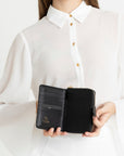 SAENTIS | Portemonnaie classic schwarz/gold - ON BODY