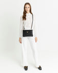 GLAND | Umhängetasche classic schwarz/gold - FULL BODY