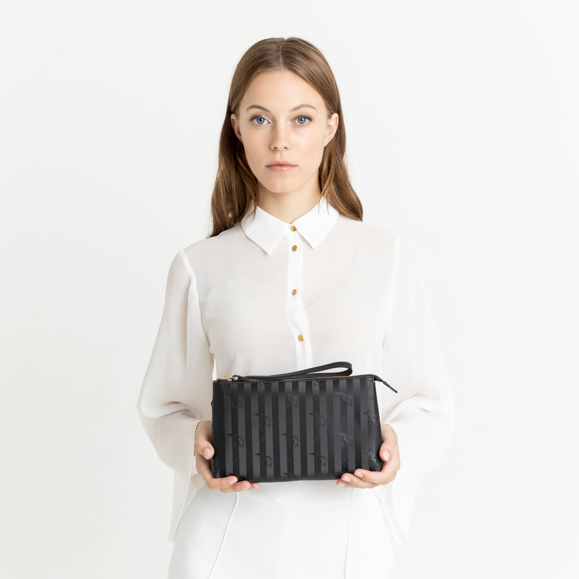 PIZOL | Necessaire classic schwarz/gold - ON BODY