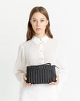 PIZOL | Necessaire classic schwarz/gold - ON BODY