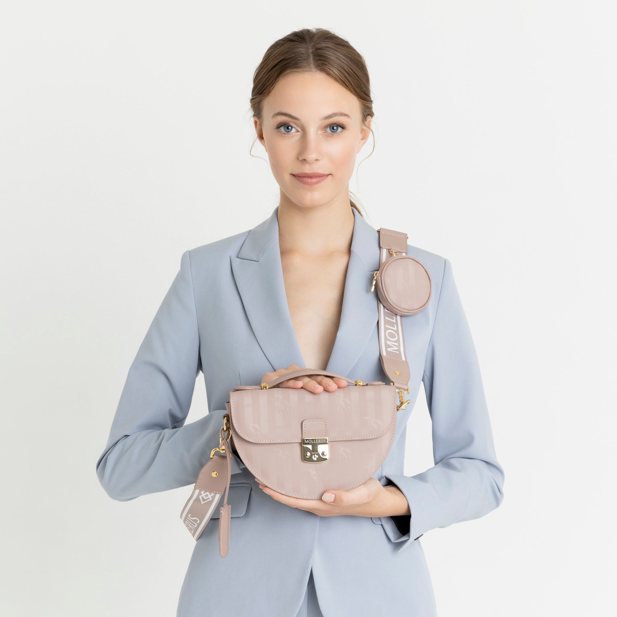 CEVIO | Umhängetasche soft rosé/gold - ON BODY