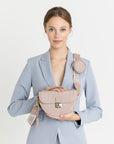 CEVIO | Umhängetasche soft rosé/gold - ON BODY