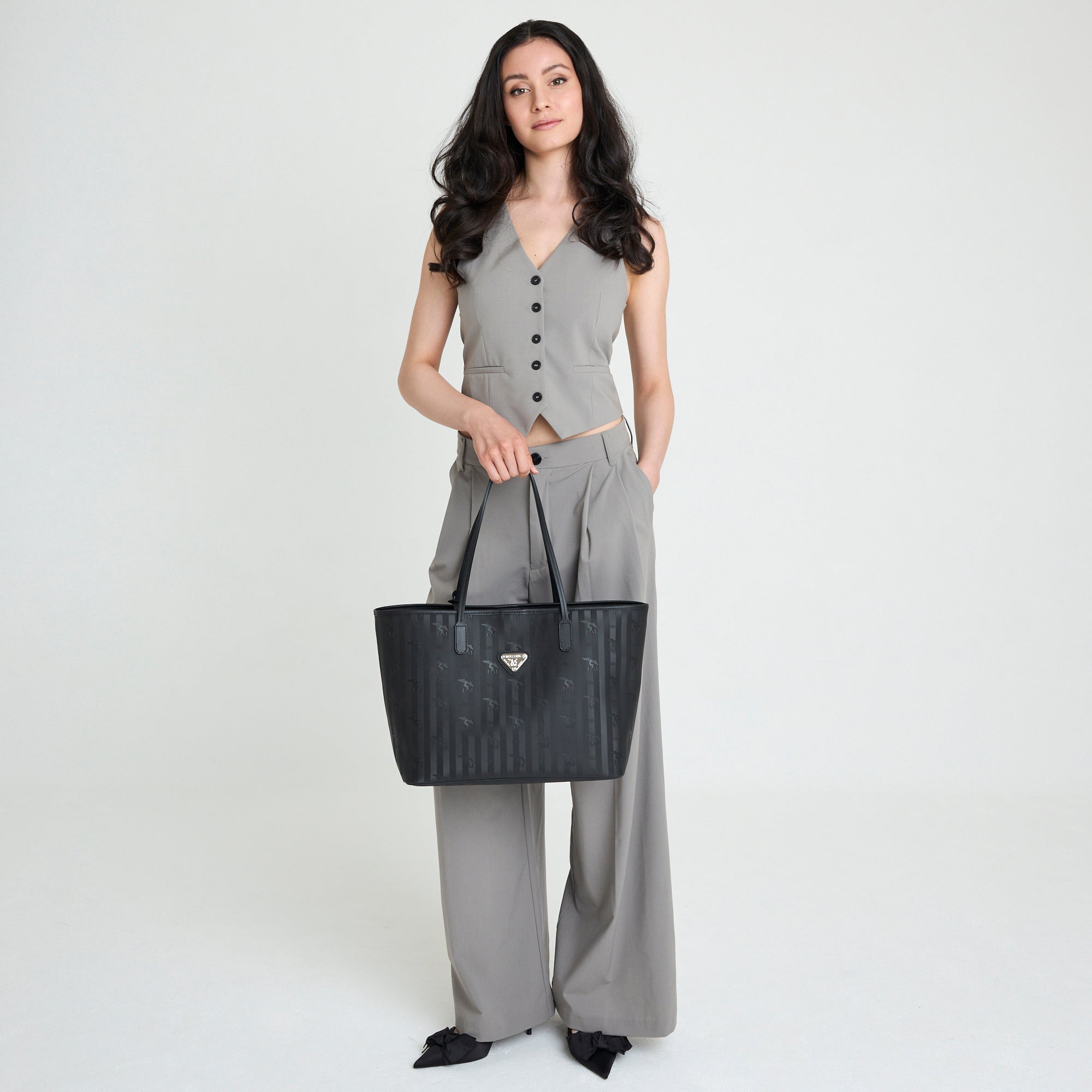 BERN | Shopper city classic schwarz/gold - FULL BODY