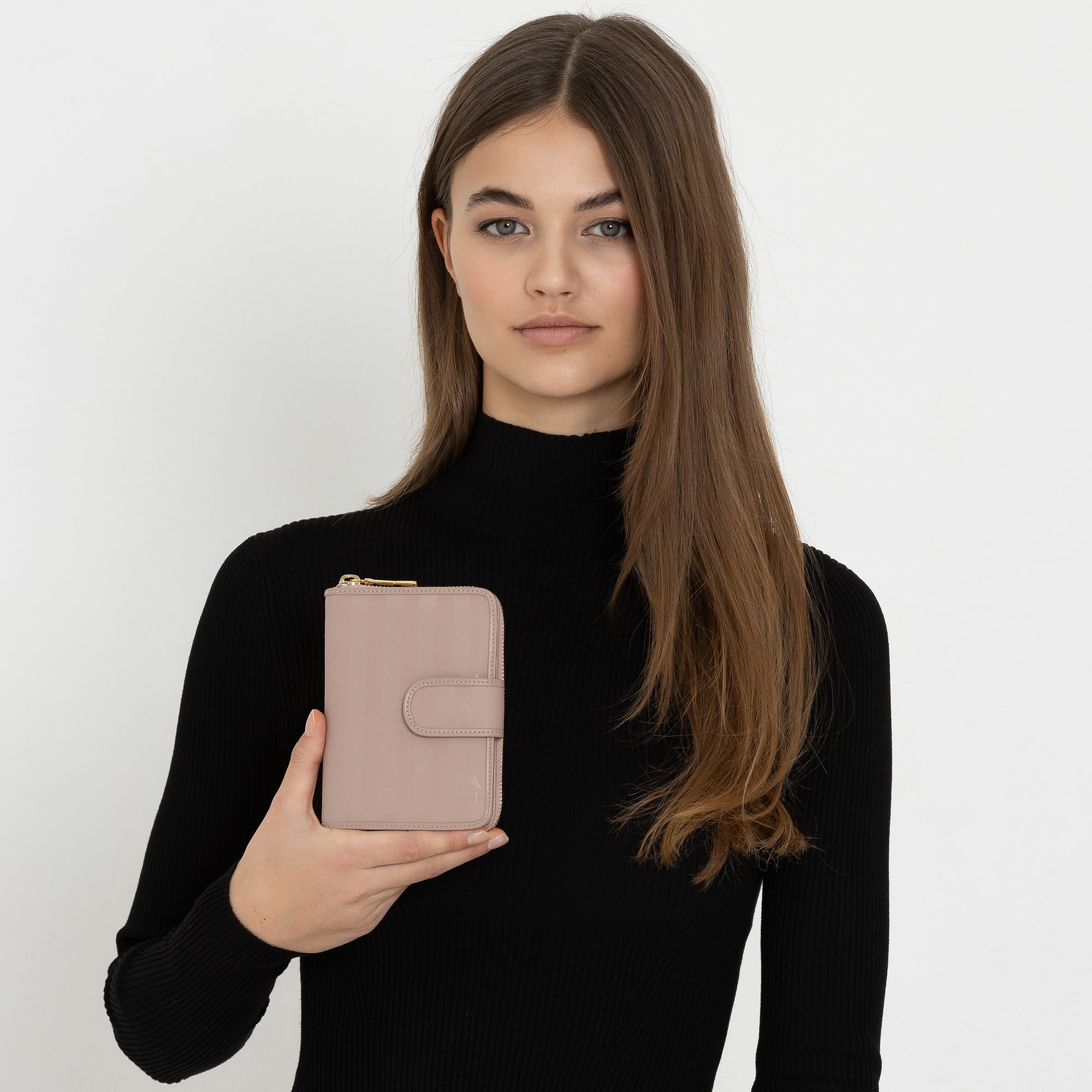 SAENTIS | Portemonnaie soft rosé/gold - on body