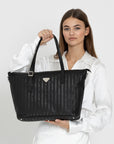 GISWIL | Businesstasche classic schwarz/silber - on body