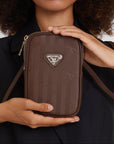 WILDHORN | Handyportemonnaie terra braun/gold- close up