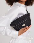 GRINDELWALD | Bauchtasche classic schwarz/silber- CLOSE UP