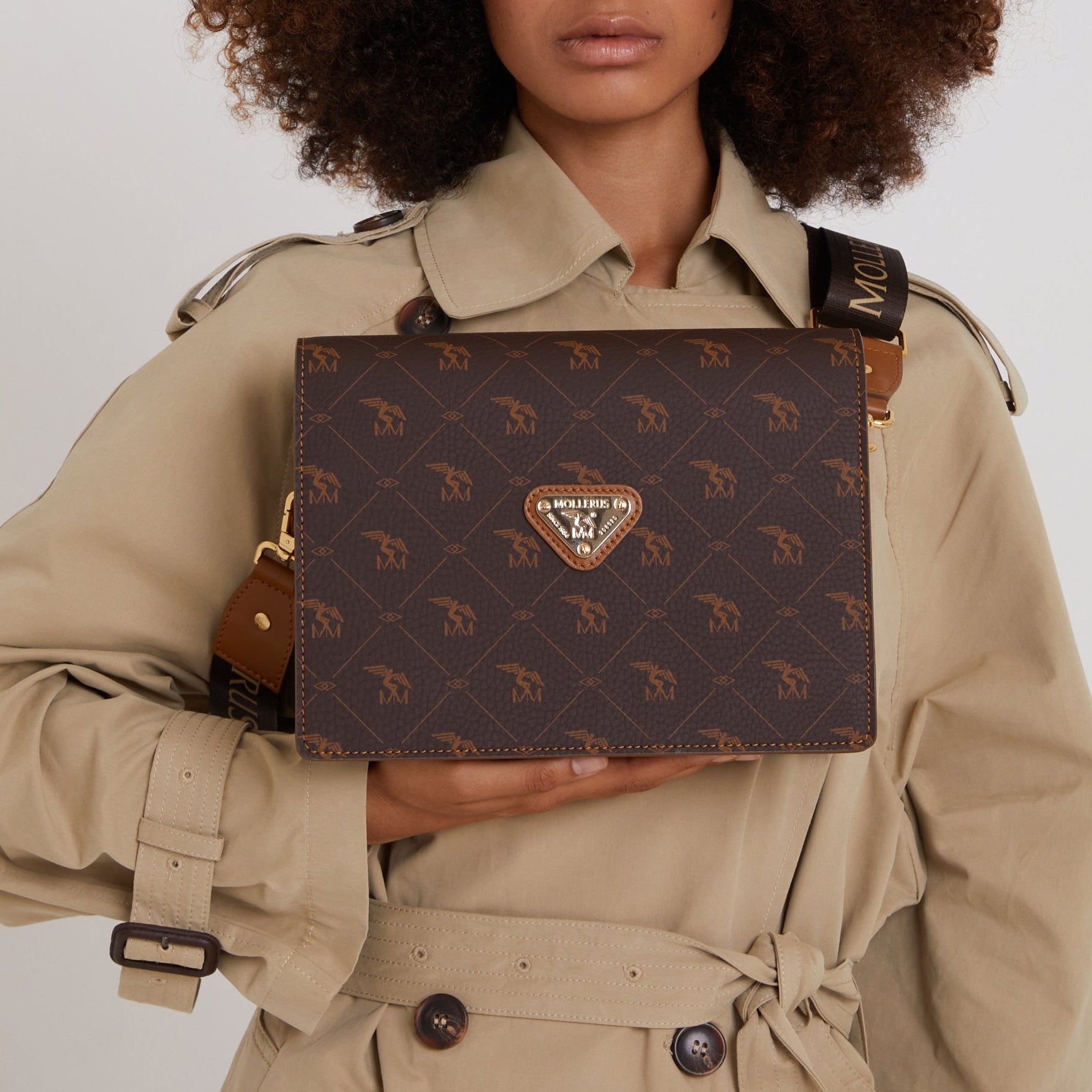 WIL | Umhängetasche Pecarus braun/beige/gold - CLOSE UP