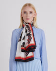 FOULARD | Seidenschal weiss/schwarz/rot - on body