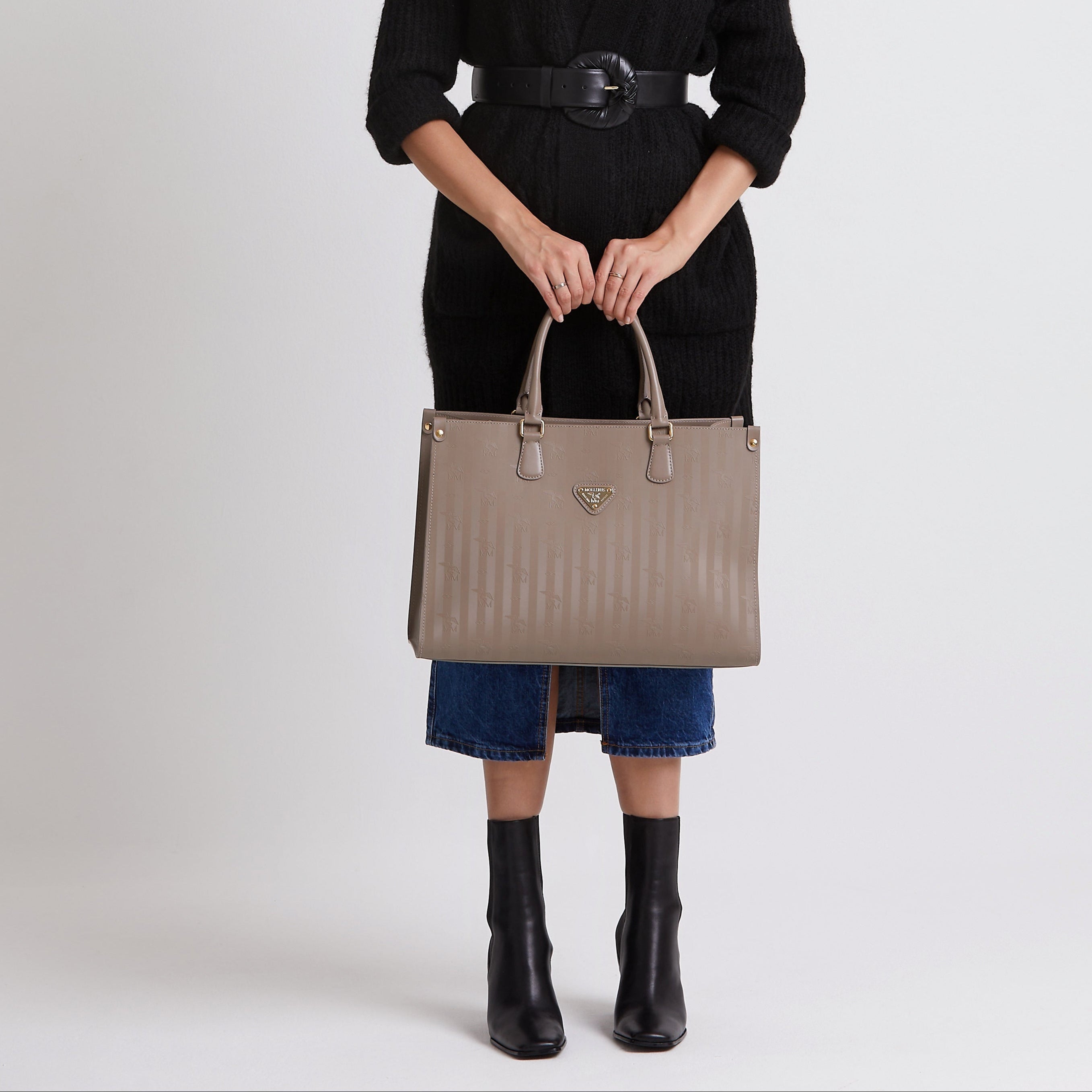 Maison Mollerus TRAIN | Handbag taupe grey/gold
