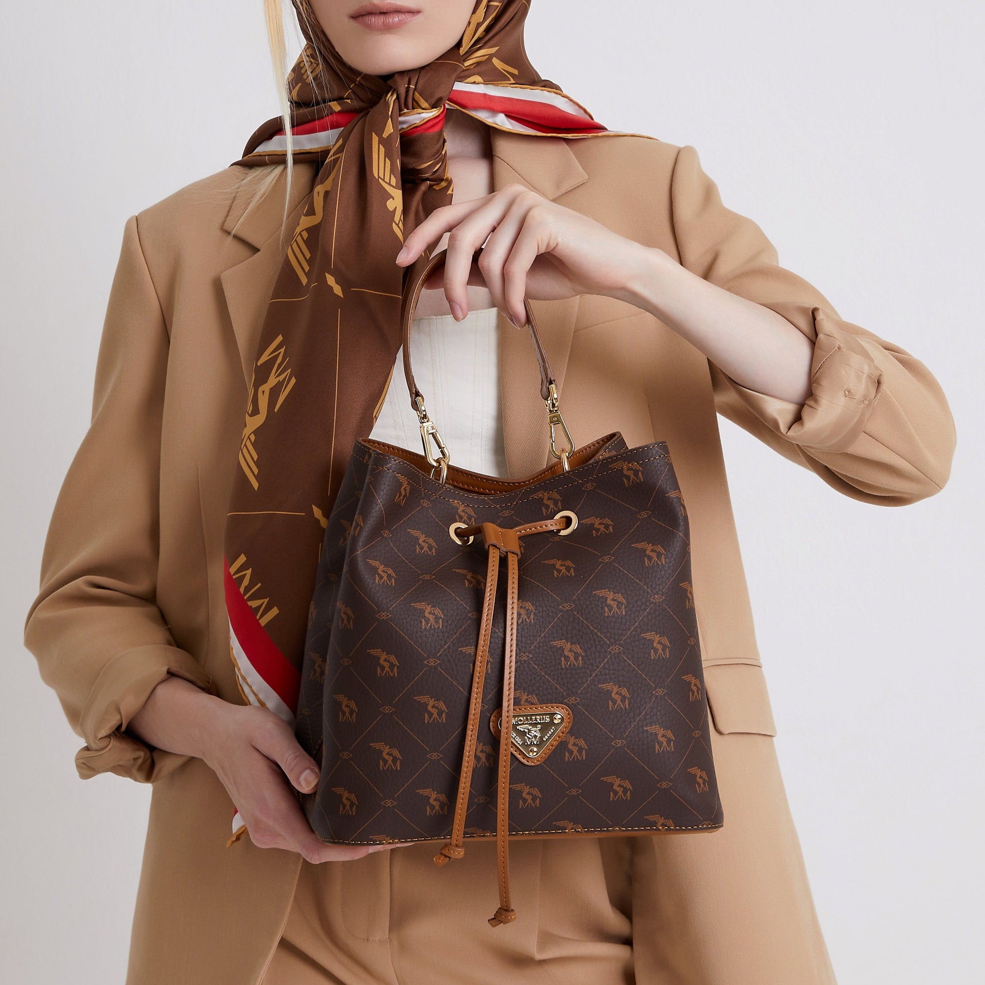 GRABS | Beuteltasche Pecarus braun/beige/gold- CLOSE UP