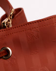 GRABS | Beuteltasche sahara braun/gold - detail